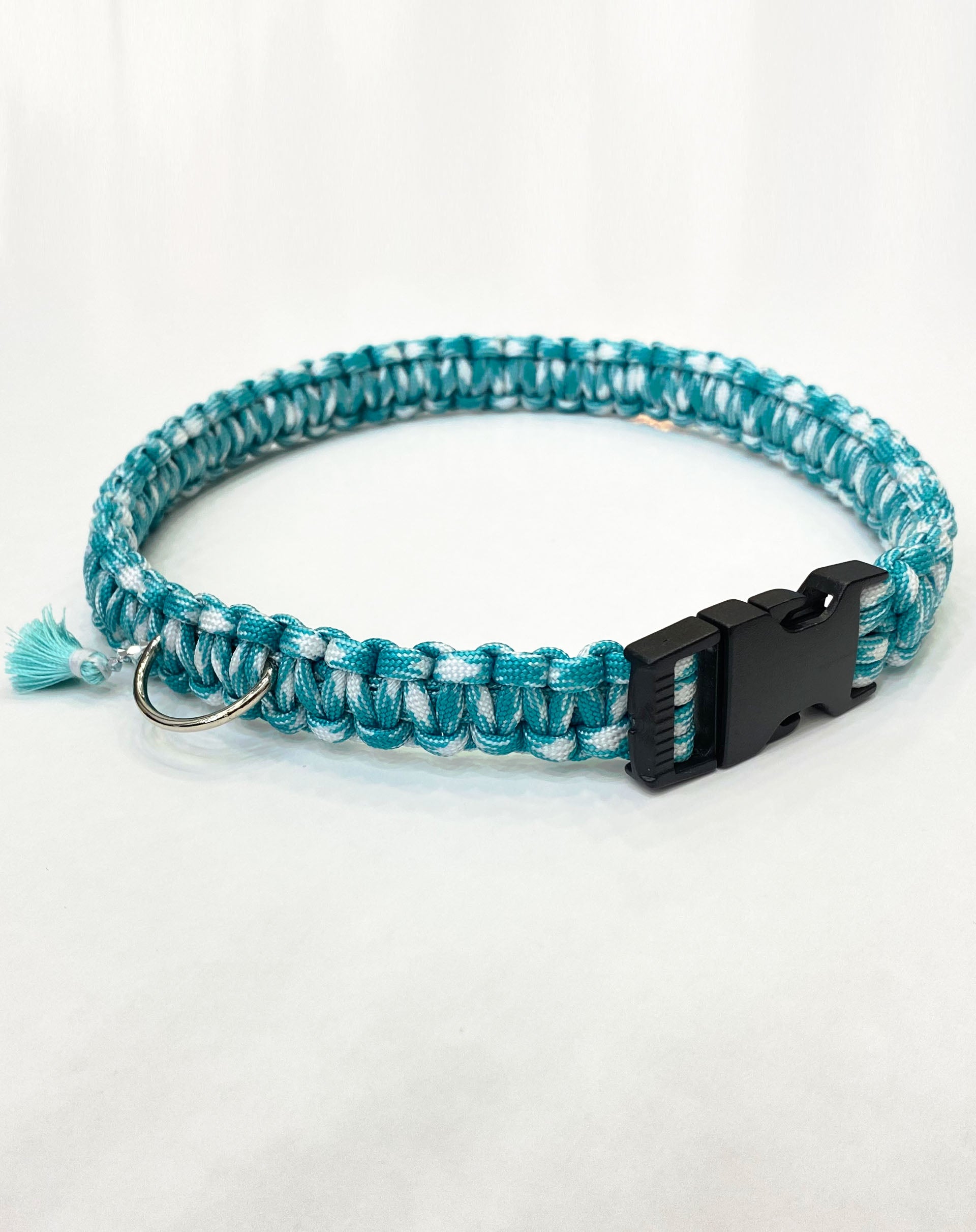 Handmade collar- light blue