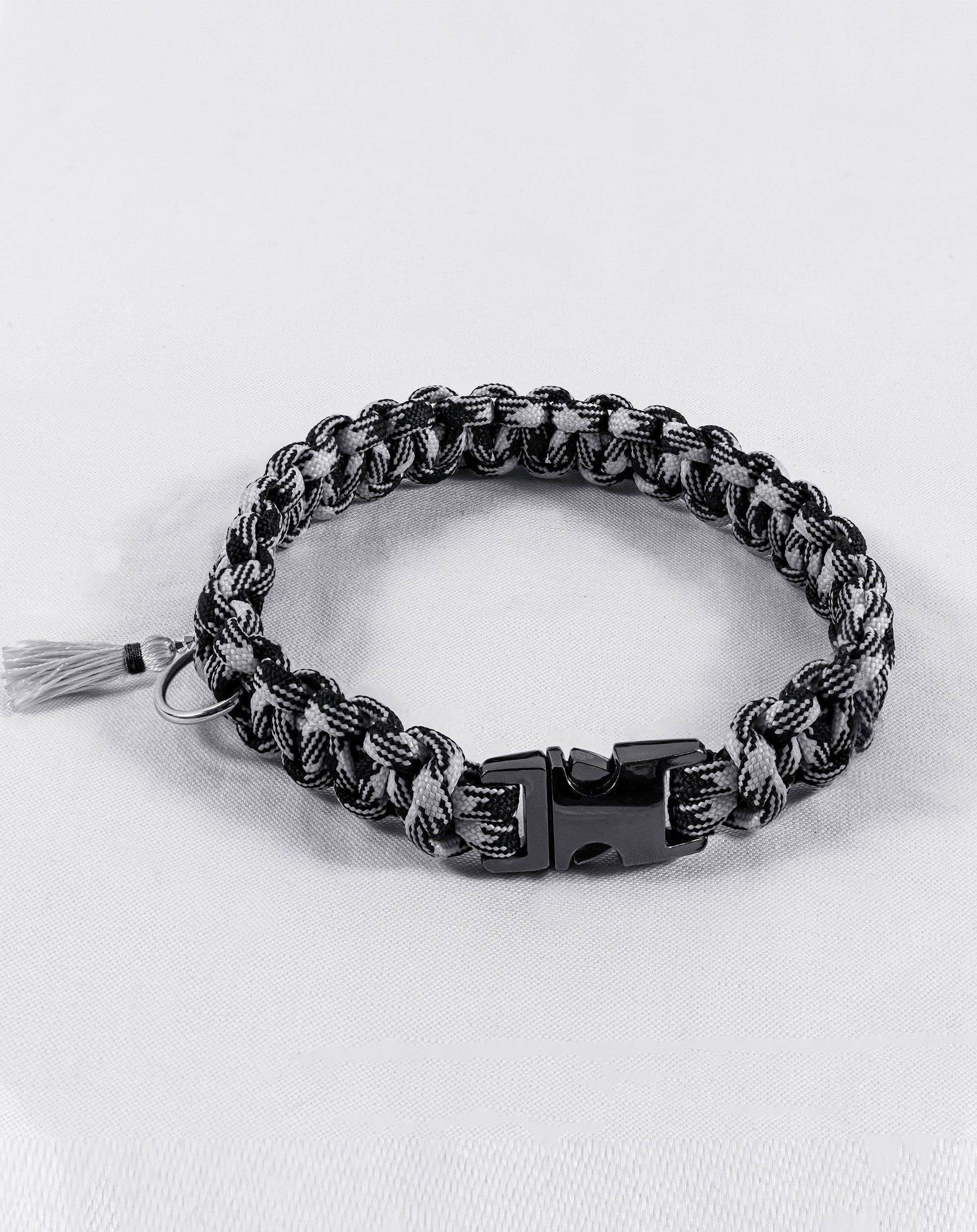 Handmade collar- black